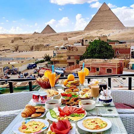 Golden Pyramids Inn Kafrat al Jabal Exterior photo