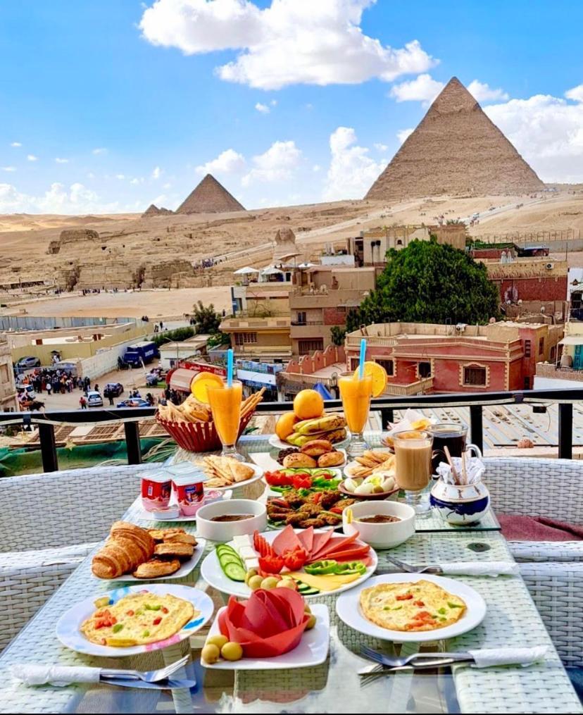 Golden Pyramids Inn Kafrat al Jabal Exterior photo